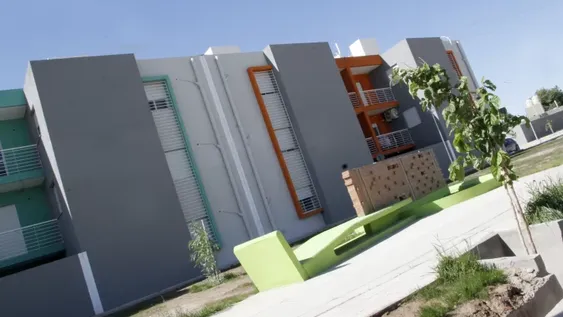 Harán dos barrios más en Capital y con otros cuatro llegan a 870 viviendas