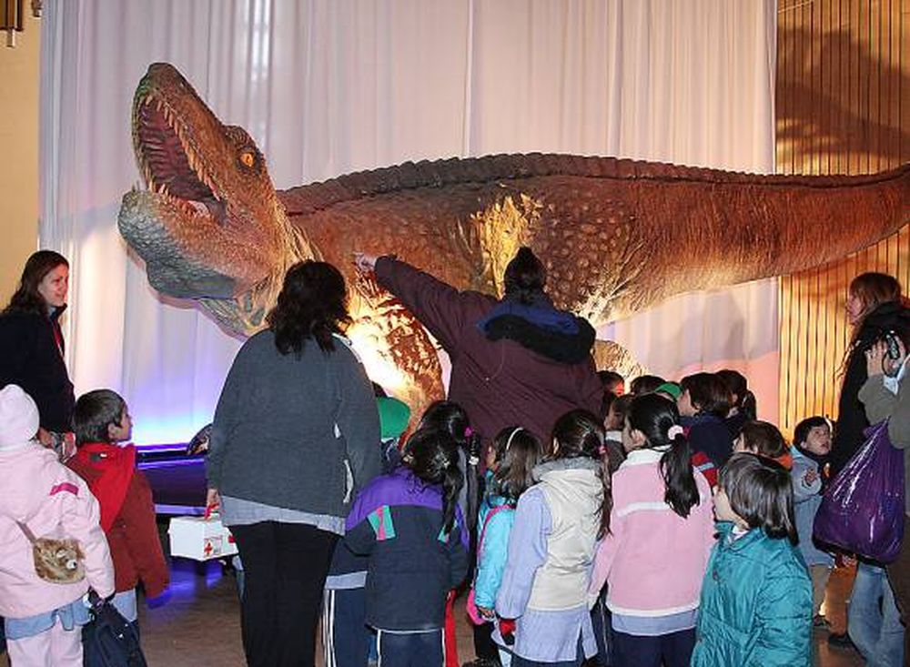 Les robaron a los dinosaurios