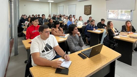 Arranca una nueva cohorte de la Diplomatura en Industria Minera de la UCCuyo.