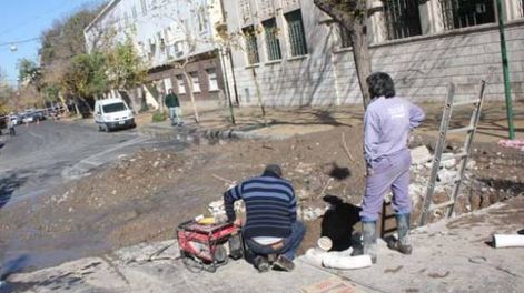 Cloacas: otro caño roto