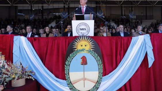 Hubo críticas en La Rural pero Massa se reunirá con el campo