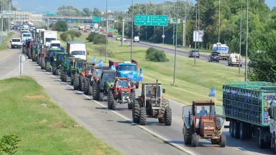 En el inicio del tractorazo, el Gobierno prometió que no subirán las retenciones al campo