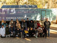 los azules e ypf luz acercaron experiencias sobre energia a mas de 600 estudiantes de calingasta