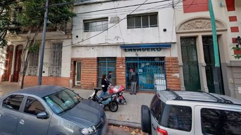 Asesinó a puñaladas a sus suegros, hirió a su esposa embarazada y a su cuñado de 13 años