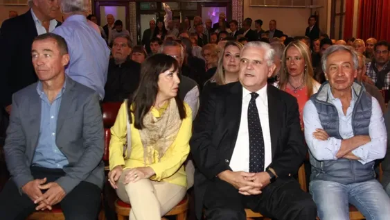 López Murphy disertó acompañado de JxC local