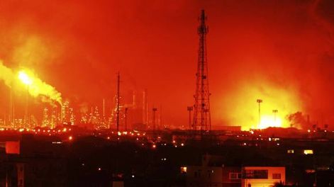 Fuego y muerte en una  refinería de Venezuela