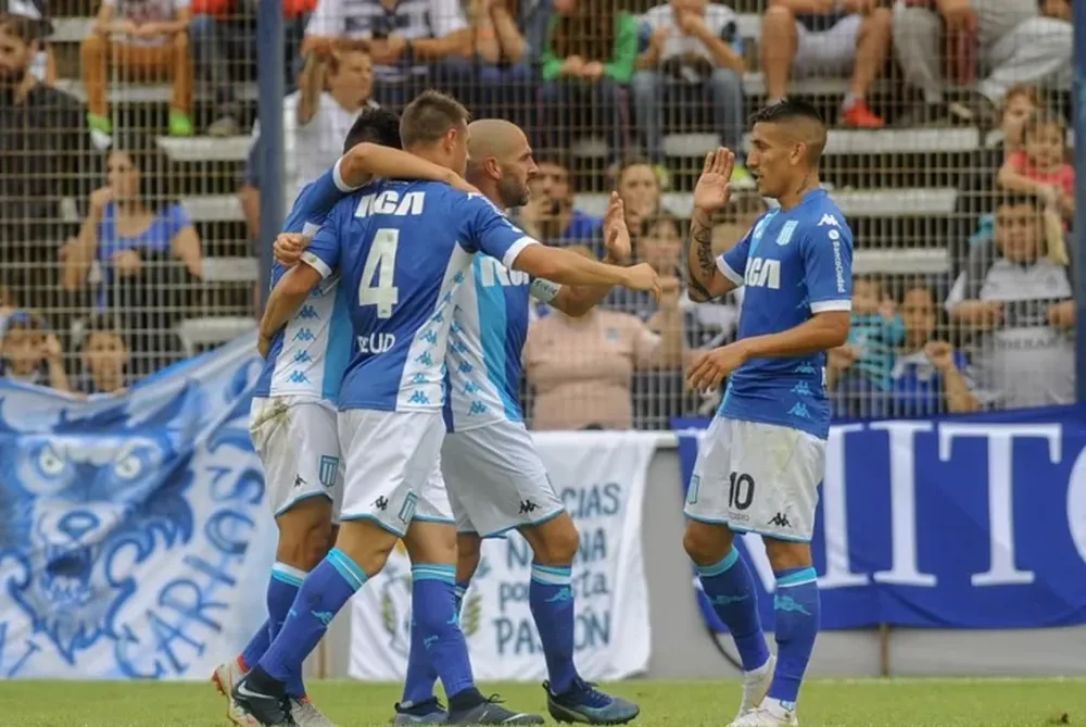 Racing le ganó a Gimnasia y se afianza en la punta de la Superliga
