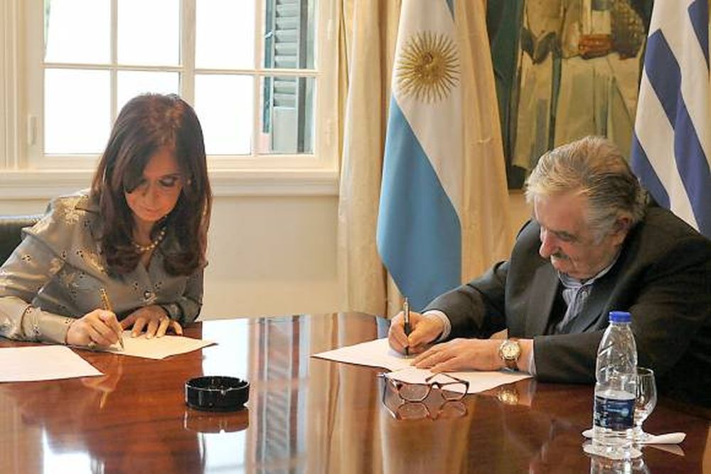 Se bajó el telón en el conflicto por la pastera