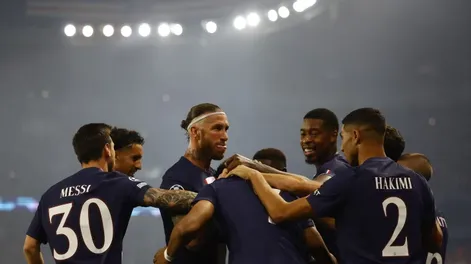 El PSG de Messi derrotó a la Juventus de Paredes en el estreno