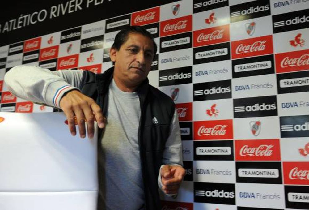 Ramón sacó la cara por sus jugadores