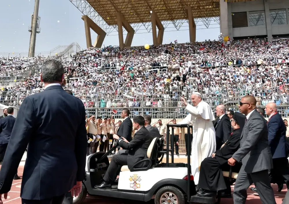 El mimo del Papa a católicos de Egipto