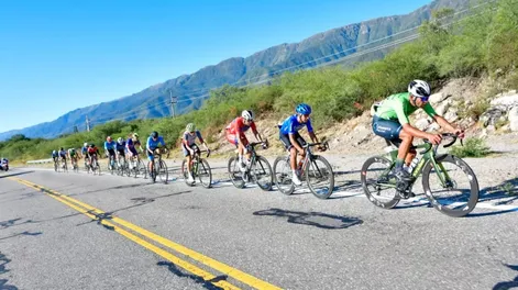 Cobarrubia, el sanjuanino más destacado en el inicio de la Vuelta al Valle de Catamarca