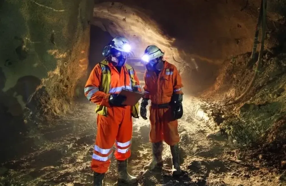 DOMINGO FAUSTINO SARMIENTO tuvo claro que el futuro económico de la provincia estaba atravesado por la minería. Por este motivo enfocó grandes esfuerzos en desarrollar la actividad, reglamentarla y conseguir el apoyo del gobierno nacional.
