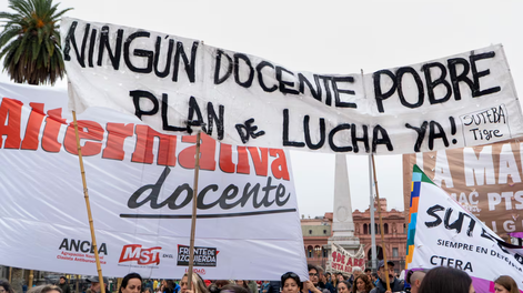 paro docente en todo el pais: ctera dijo que el acatamiento fue altisimo y desafia al gobierno