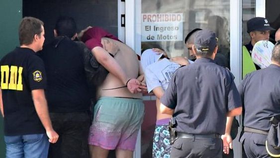 Los rugbiers se negaron a entregar las claves de sus Iphone y complican las pericias