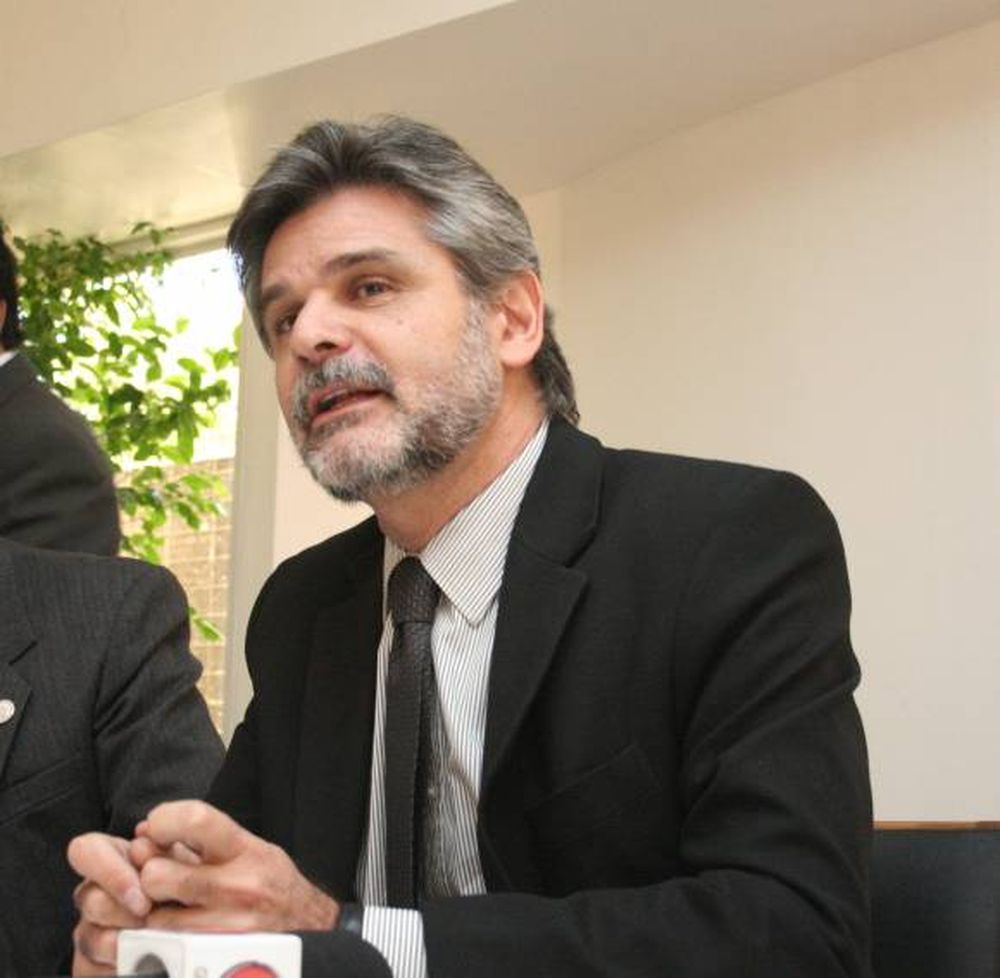 “Primero está el agua y después la minería”
