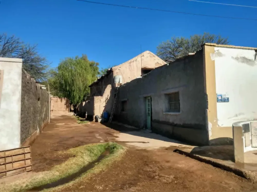 El Molino Viejo de Huaco, en el centro de la escena por su estado y necesidades