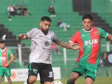 Caída. San Martín, con Seba González como capitán, no pudo con Agropecuario que tuvo a Gagliardi como su goleador.