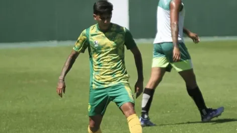 Leandro Espejo marcó por duplicado en la goleada de Defensa sobre Banfield