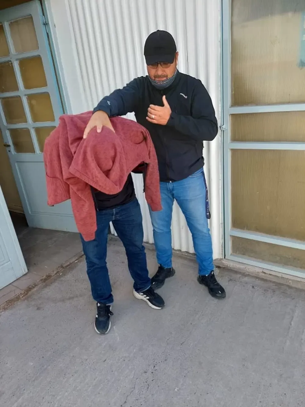 Cae en Chimbas sospechoso de asaltar a un remisero con un cuchillo