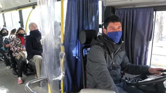 Otra vez, la UTA amenaza con un paro si no les pagan los sueldos y un plus adeudado