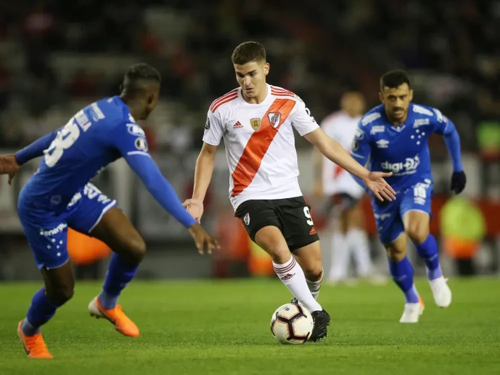 River erró un penal en el último minuto e irá a Brasil con un empate en el bolsillo