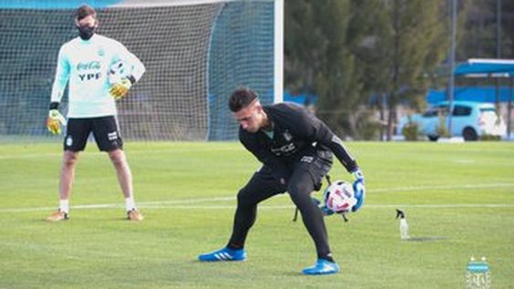 La Selección, con dos bajas y equipo casi confirmado