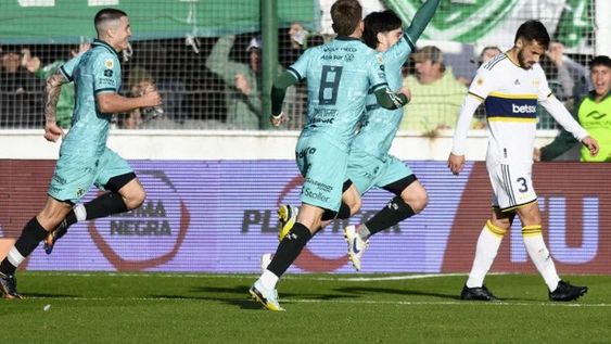 Sarmiento dio un golpe justo y frenó a Boca