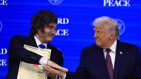 Javier Milei viaja a Estados Unidos este viernes para participar de un evento organizado por Donald Trump en Miami.