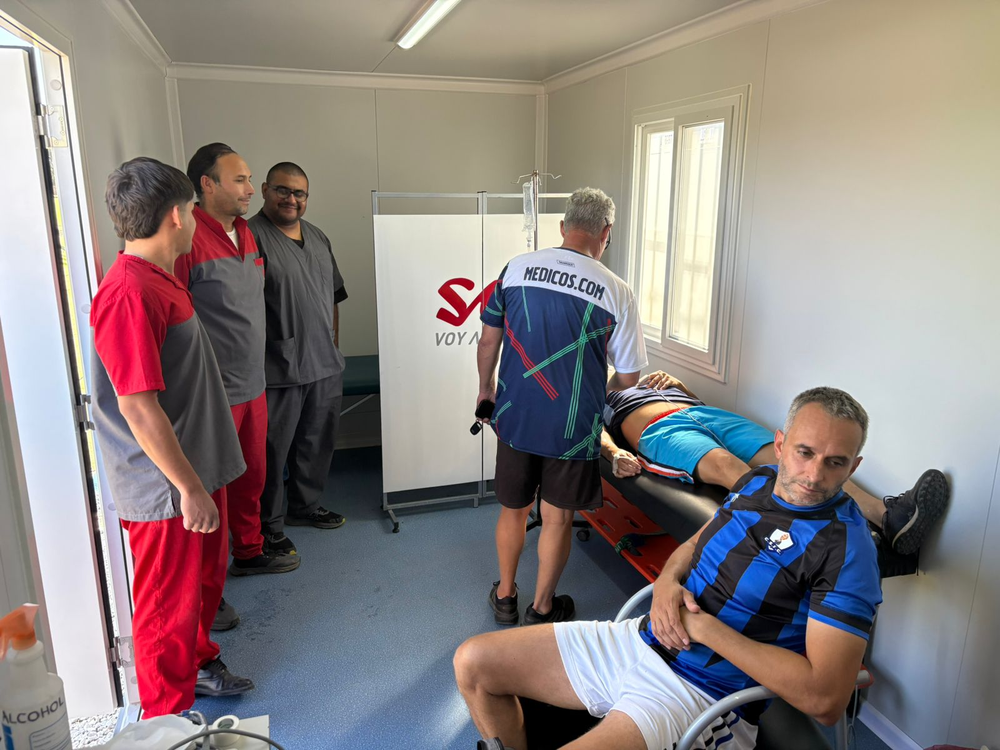 Debut movido. Más de 10 jugadores requirieron atención en el primer día de funcionamiento de la unidad médica.