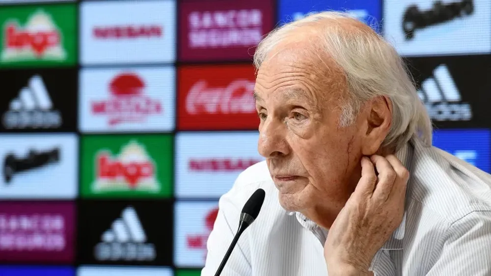 El elogio de Menotti: “Este cuerpo técnico no vende humo”