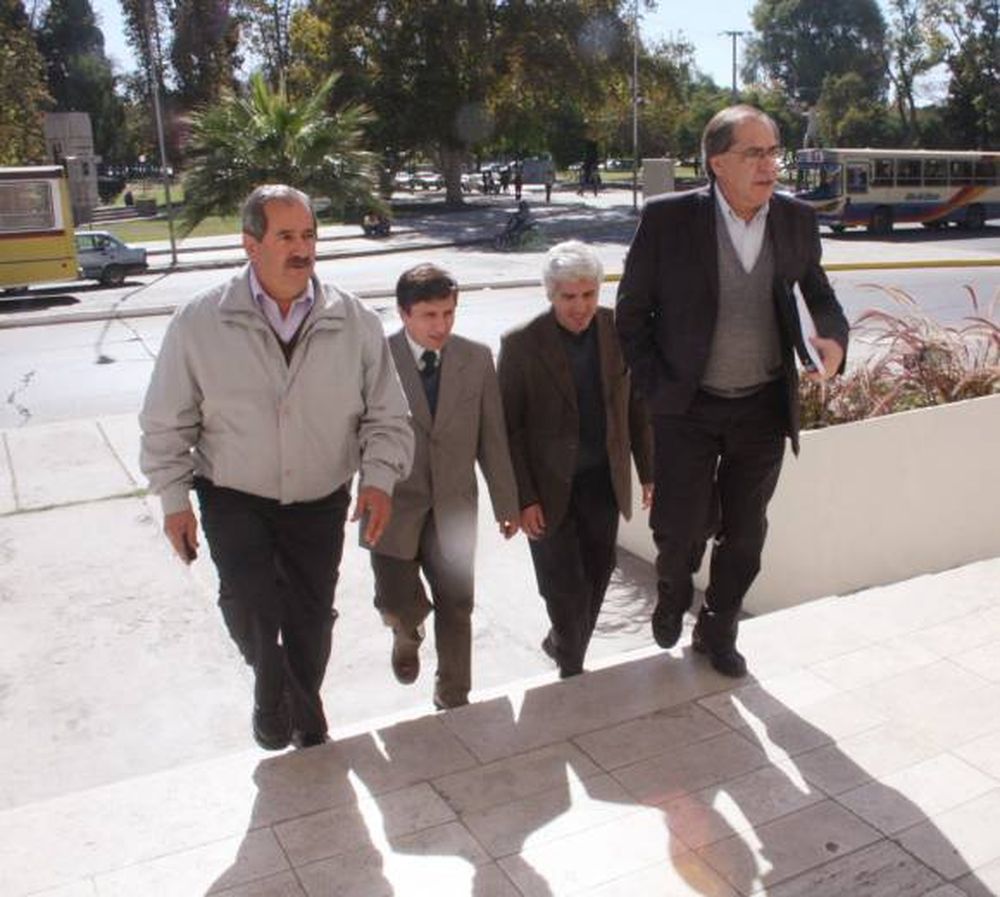Quieren que la ley de internas se apruebe en no más de dos meses