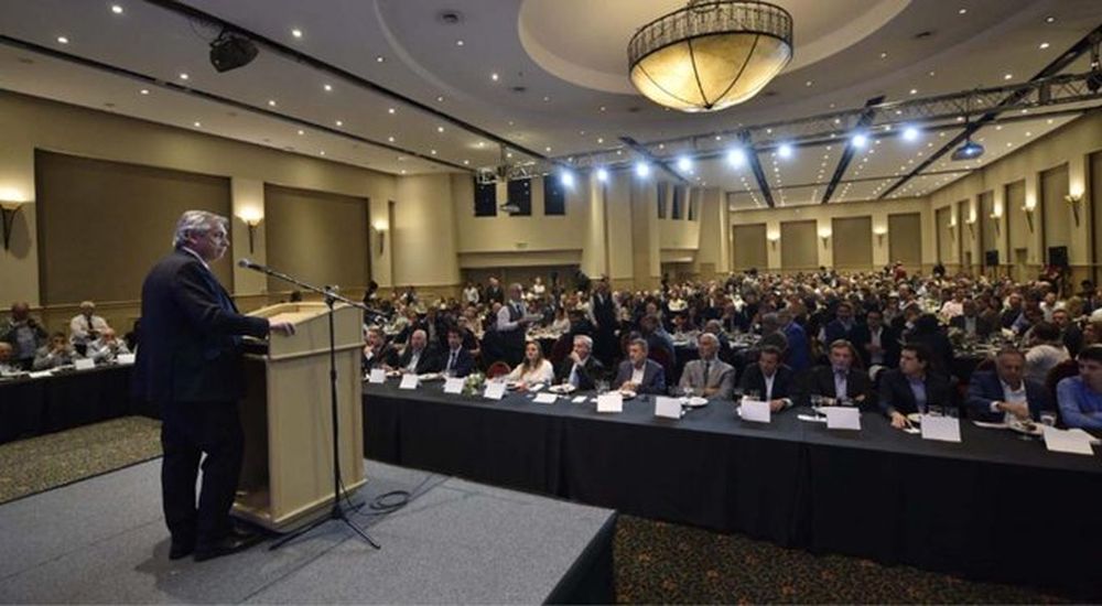 A. Fernández propuso el modelo de Uruguay en 2003 para resolver la deuda con el FMI