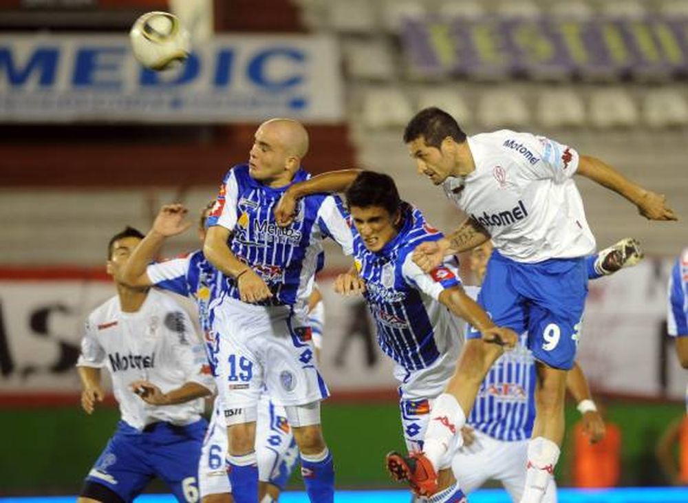 Huracán y Godoy Cruz empataron en un amargo partido