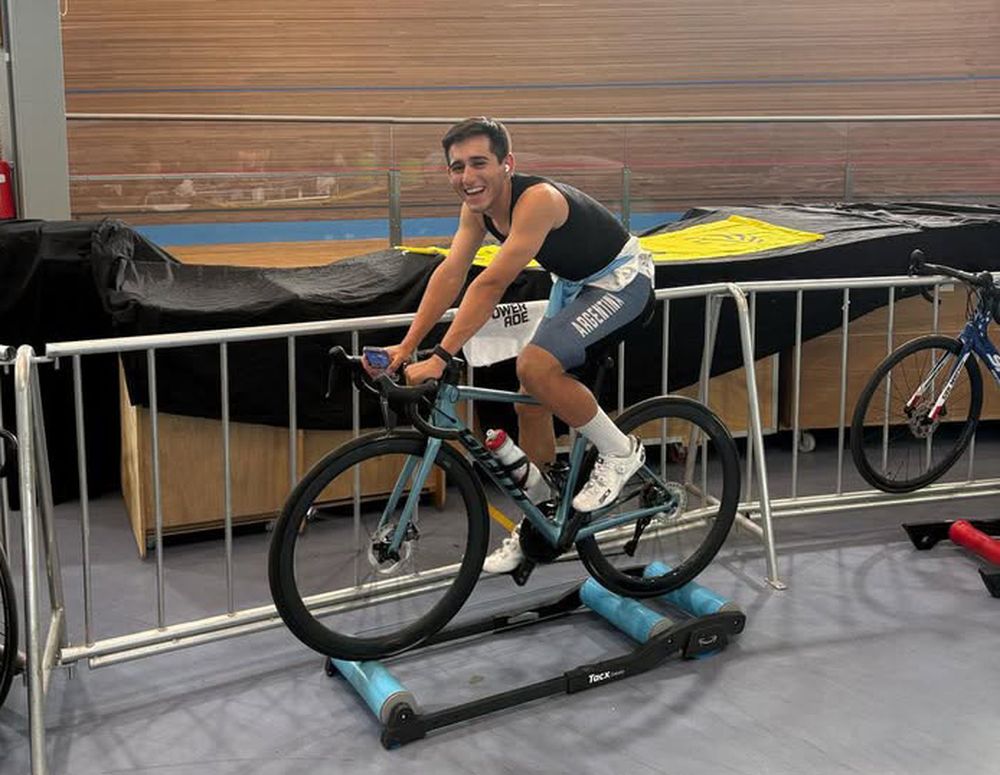 Ramiro Videla pedalea por sus sueños en las rutas de Bélgica