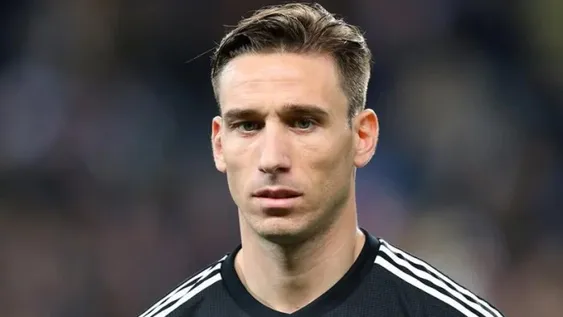 Lucas Biglia anunció su retiro del fútbol