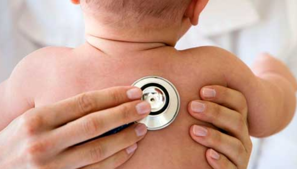 En época de bronquiolitis es clave seguir medidas de higiene y la ventilación de espacios