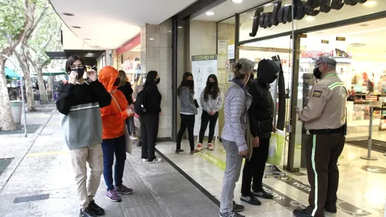 Creen que el cierre de Falabella tendrá un impacto negativo en la Peatonal