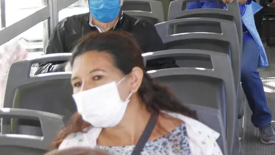 Transporte recomendó el uso de barbijos en el transporte público por la suba de casos de covid