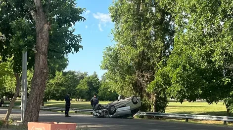 Vuelco en Santa Lucía.-