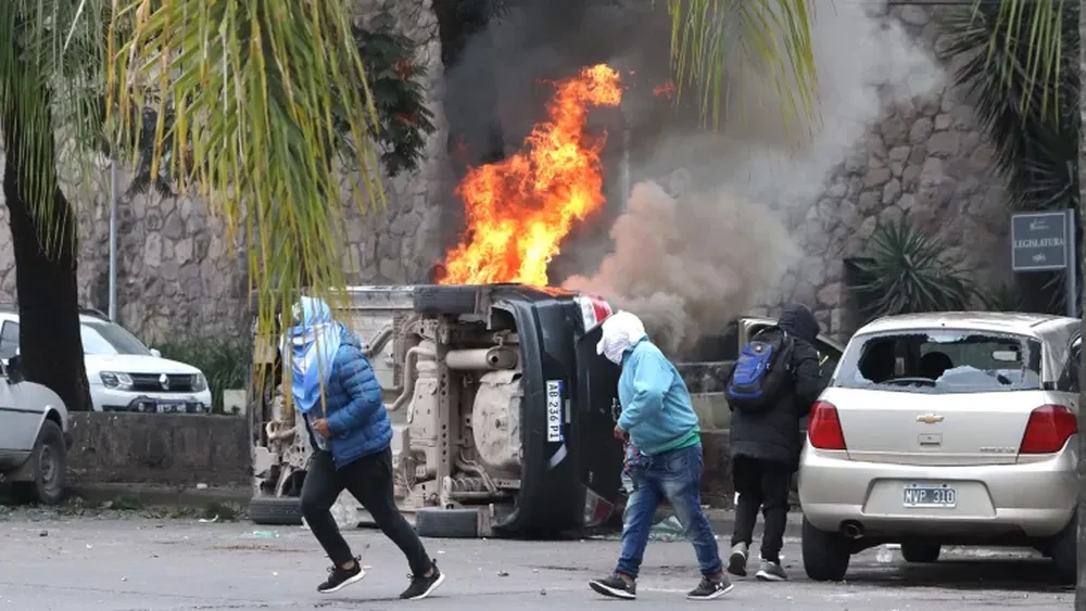 El Gobierno nacional repudió la represión en Jujuy y dijo que Morales es “el único responsable”