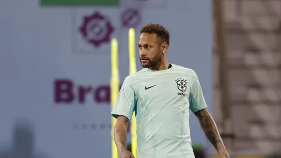 Brasil abre juego contra Serbia