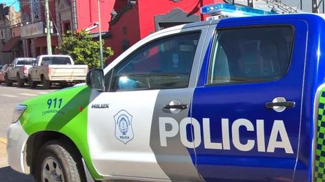 Hallan con un tiro en el pecho a una embarazada de ocho meses en su casa