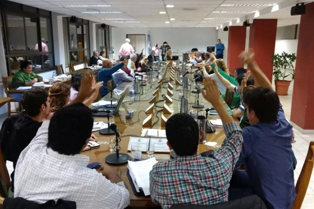 La UNSJ prorrogó los mandatos de sus autoridades sin fechas definidas