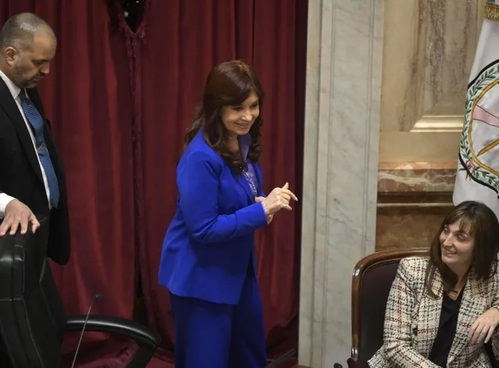 Furia de CFK por el archivo de la causa iniciada por los chats