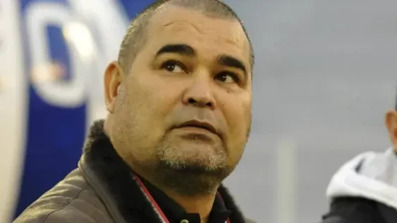 Chilavert: “Me duele que Zárate se haya ido, pero no hay que insultarlo”