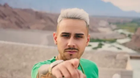 El descargo de la novia de Juan Cruz Rufino: que el cantante rompió un espejo, que no le pegó y que fue “una discusión de pareja”