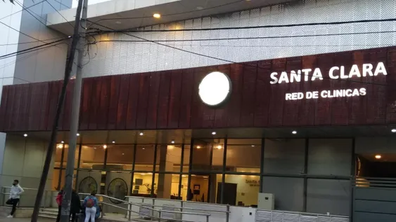 La cochería cruzó a la clínica y dijo que no fue culpable del cambio de cuerpos en la morgue