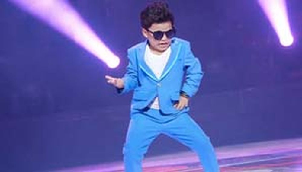 Mini Gangnam Style