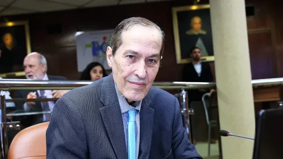 Un histórico dirigente deja la gestión gremial y la política